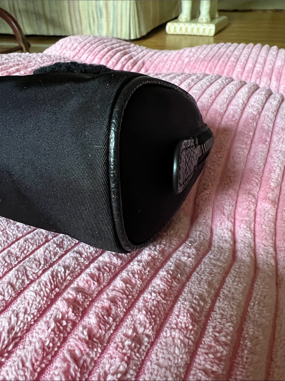 Coach Limited Edition Cosmetic Bag - Picture 12 of 13